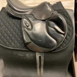 CONSIGNMENT 17.5" L'Apogee CLXI Cross Country Saddle