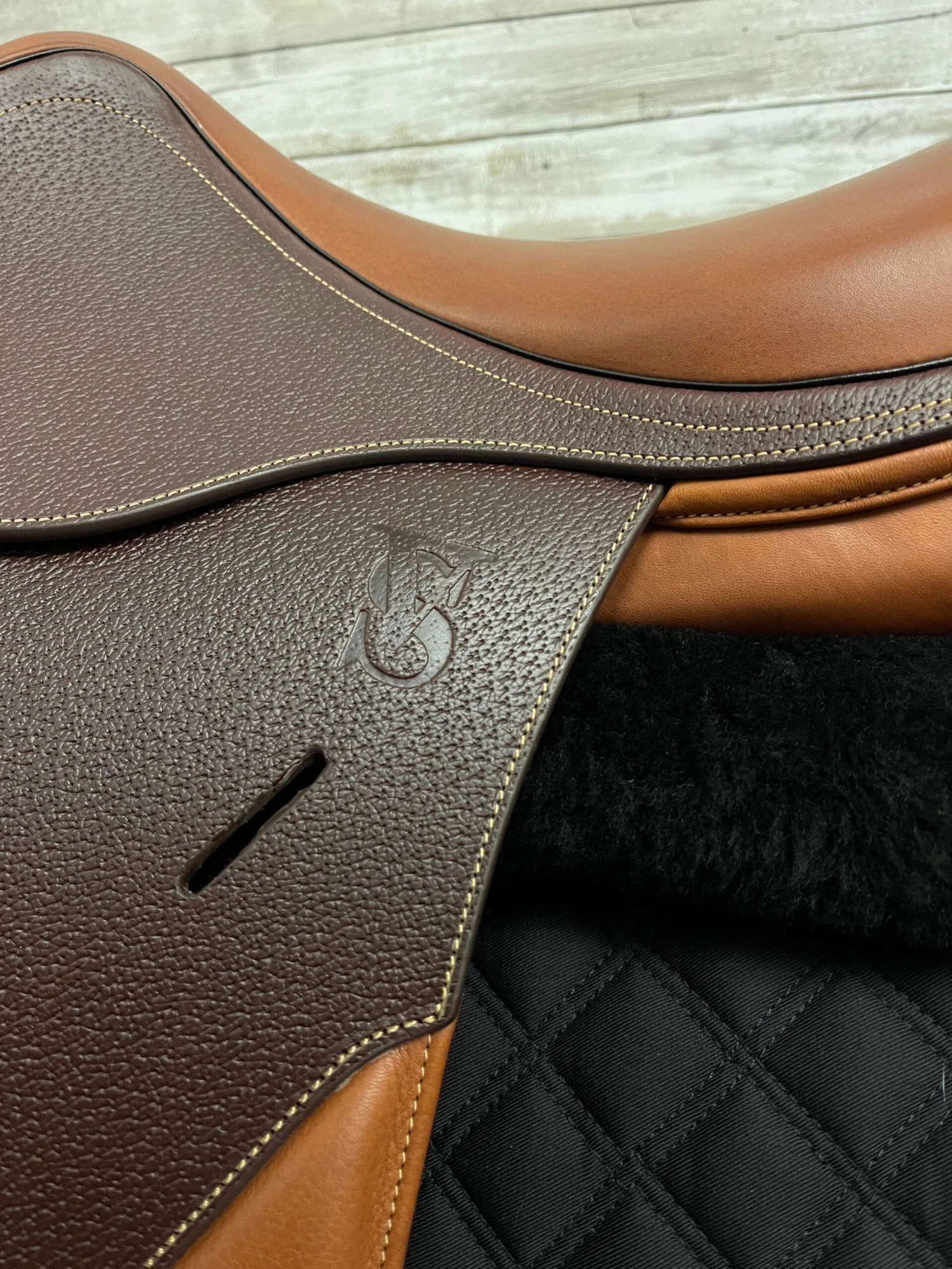 DEMO Vision Model T Close Contact Saddle - Image 3