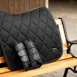 Back On Track Airflow Dressage Saddle Pad - BLACK